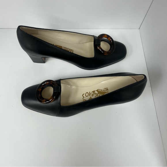 Salvatore Ferragamo Heels in Black - Picture 3 of 6